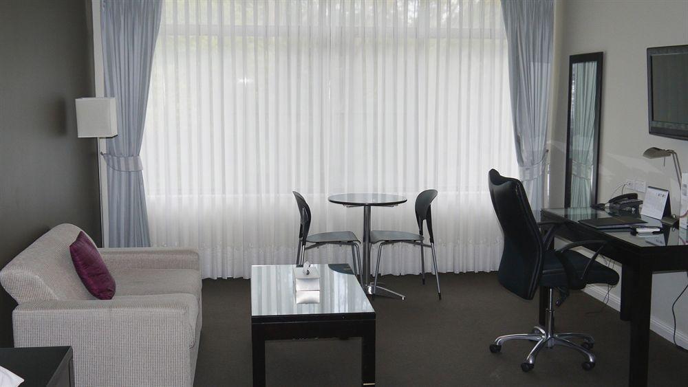 Checkers Resort Terrey Hills Bagian luar foto